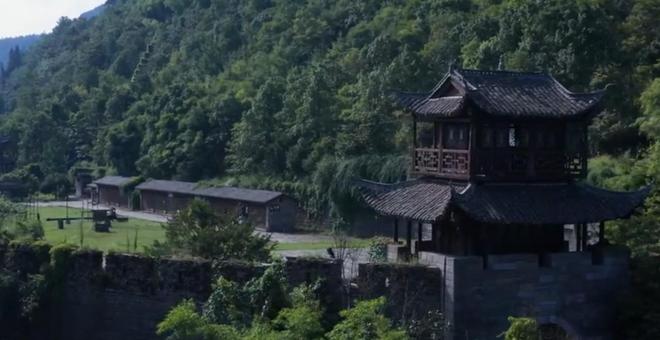 攻略：走进沈从文笔下的诗意世界开元ky棋牌边城茶峒古镇旅游(图2)